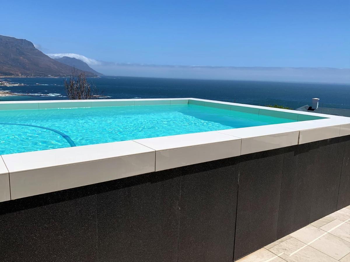 6 On Clifton - Spacious 2 Bedroom Le Cap