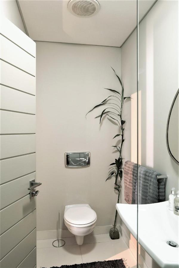 Appartement 6 On Clifton - Spacious 2 Bedroom *