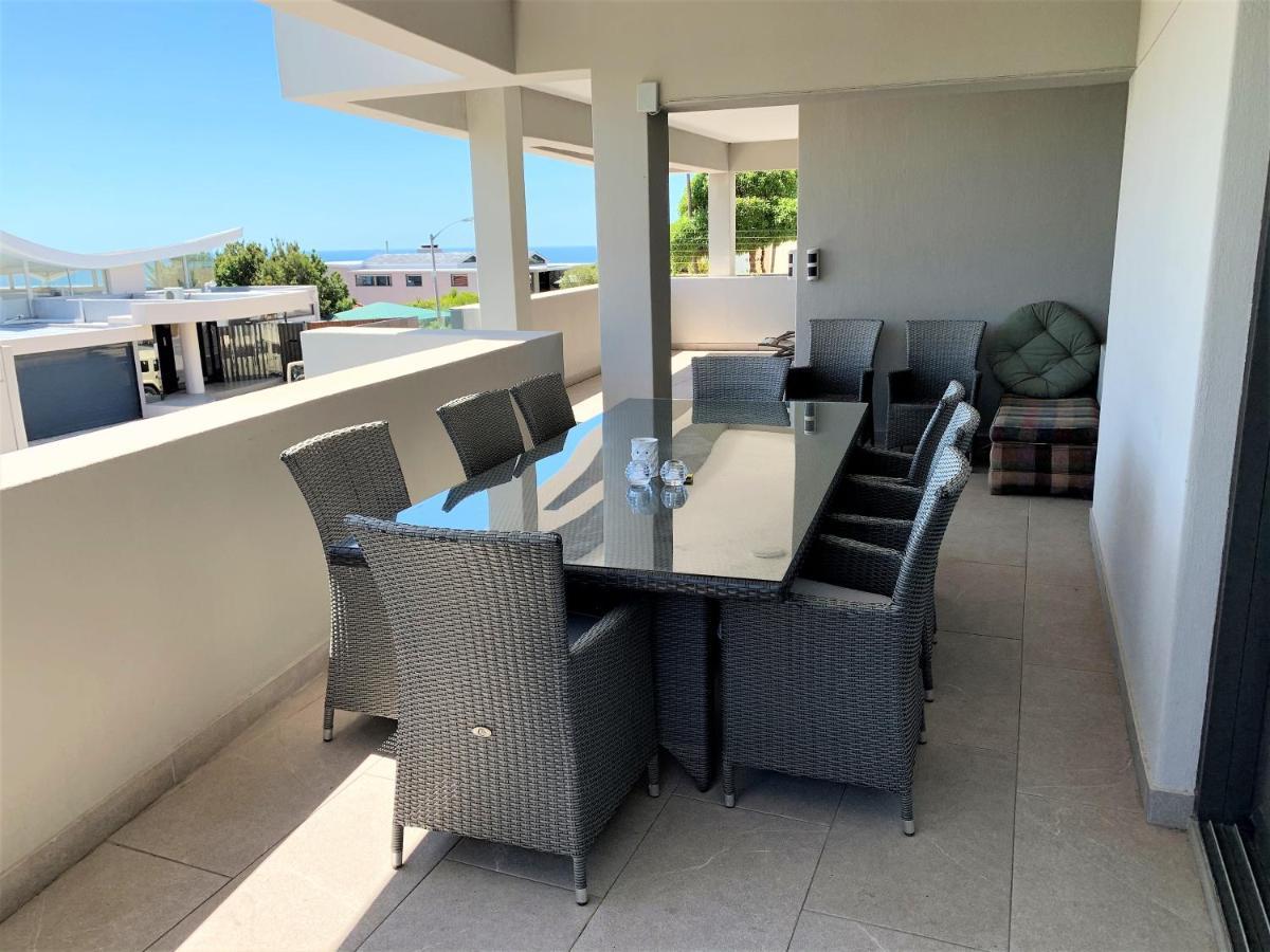 6 On Clifton - Spacious 2 Bedroom